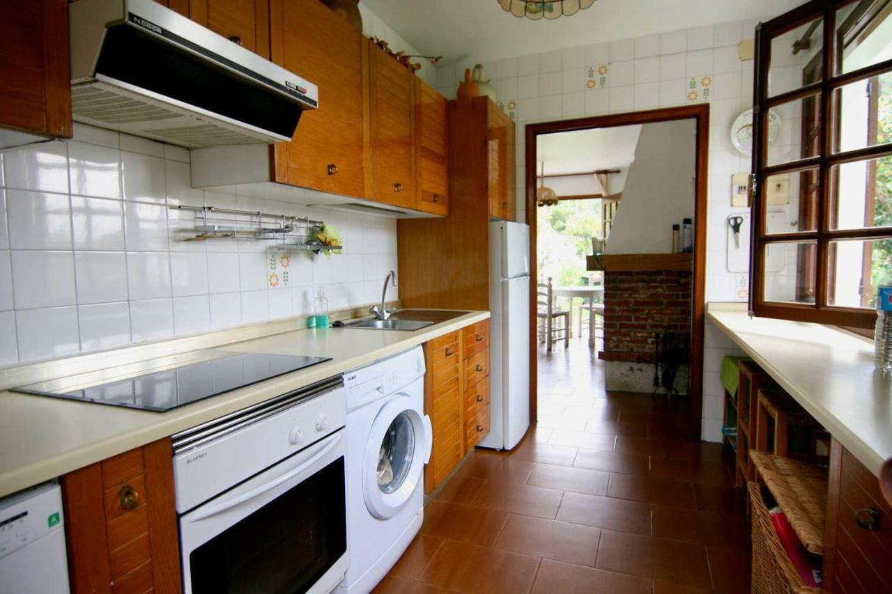 Casa De Rilo ,para 6/8 En La Playa De Nerga * Hio
